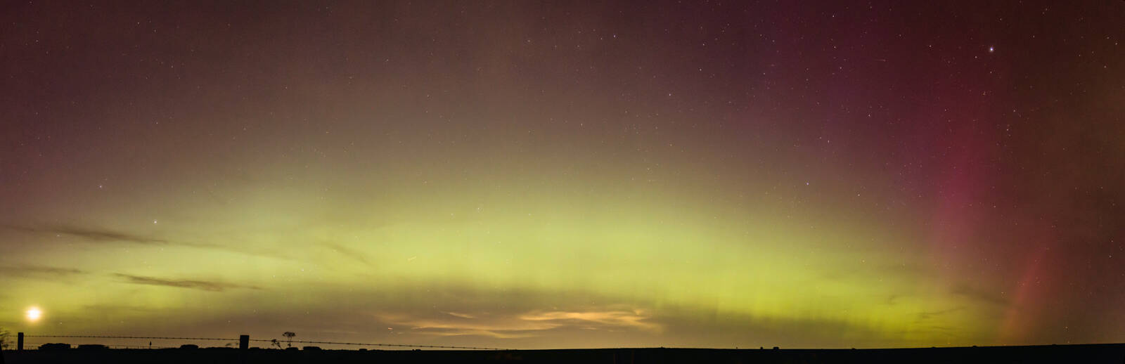 Auroral arc